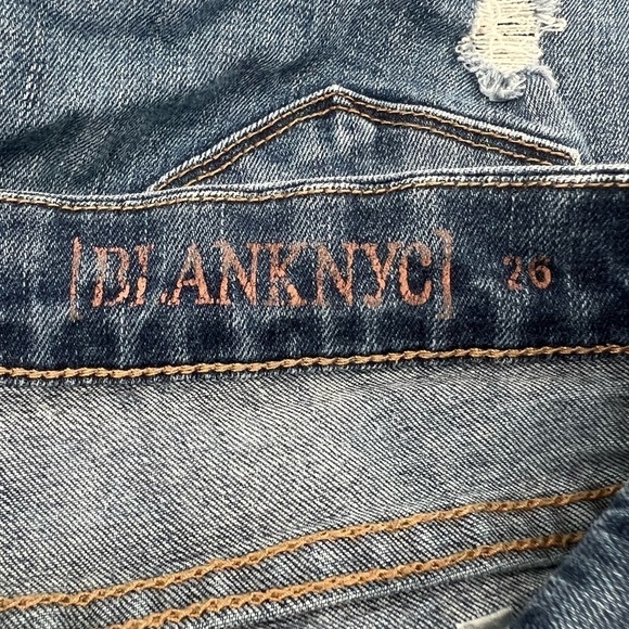 Blank NYC Straight Leg Skinny Ripped Jeans Size 26 Women’s - Picture 2 of 5